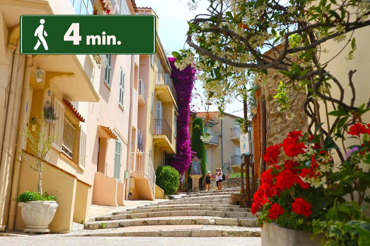 Grand Studio Cannes Centre 0*,  France