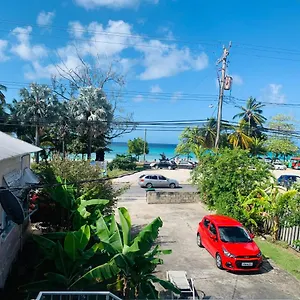 https://ocean-view-beach-apartment.comcaribbean.com